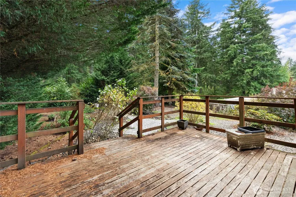 11210 111th Street SW Lakewood WA 98498