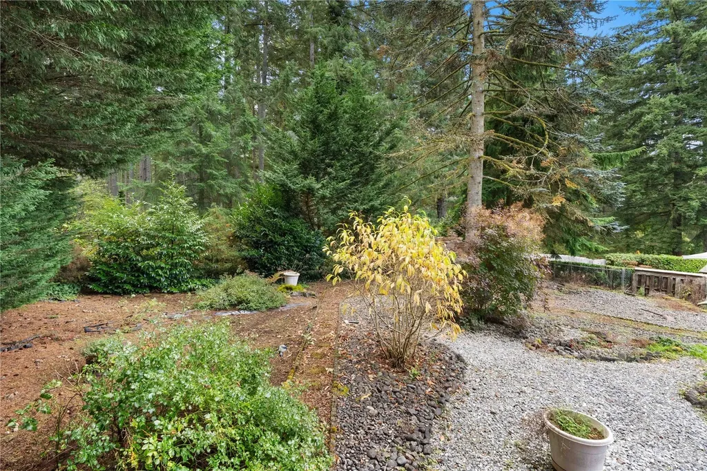 11210 111th Street SW Lakewood WA 98498