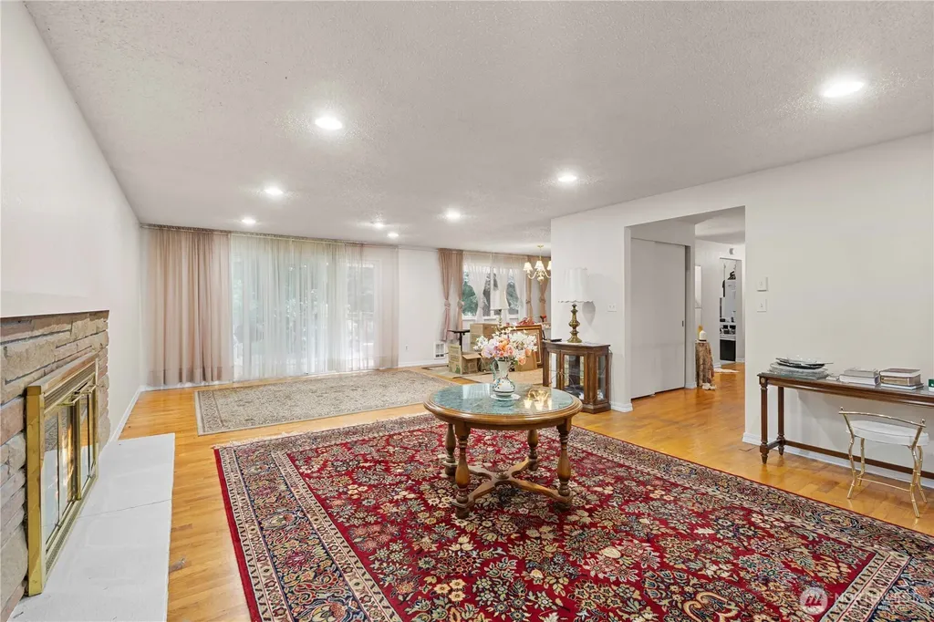 11210 111th Street SW Lakewood WA 98498