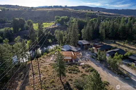 615 Pine Loop Winthrop WA 98862