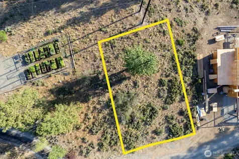 615 Pine Loop Winthrop WA 98862