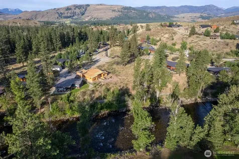 615 Pine Loop Winthrop WA 98862