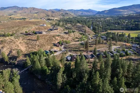 615 Pine Loop Winthrop WA 98862