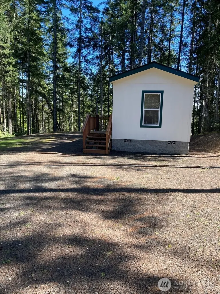 50 N Beaver Place S Hoodsport WA 98548