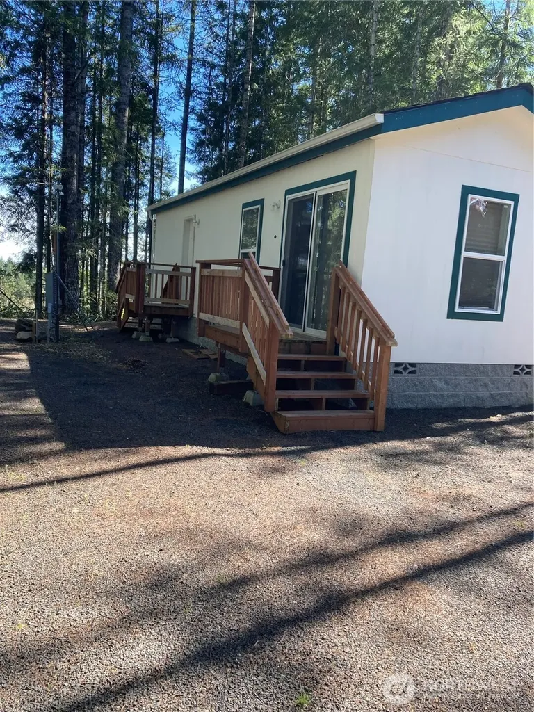 50 N Beaver Place S Hoodsport WA 98548