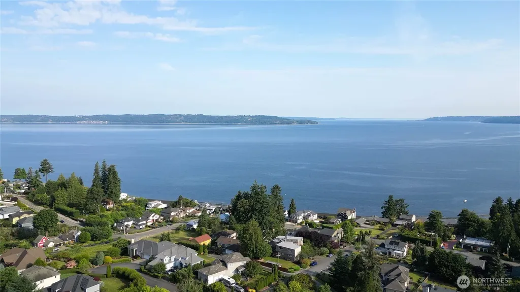 29417 1st Avenue S Federal Way WA 98003
