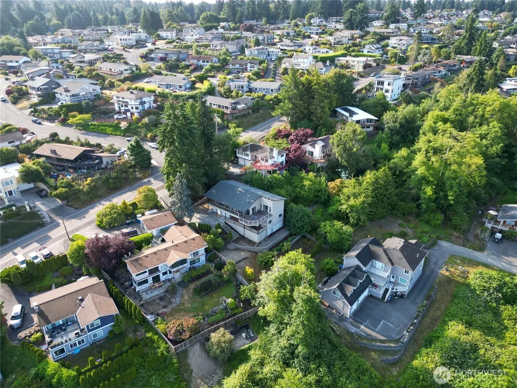 29417 1st Avenue S Federal Way WA 98003