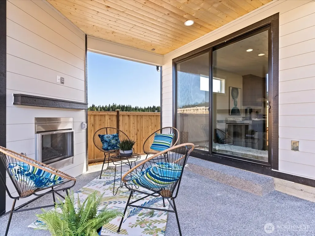 5682 Thornhill Avenue SW Port Orchard WA 98367