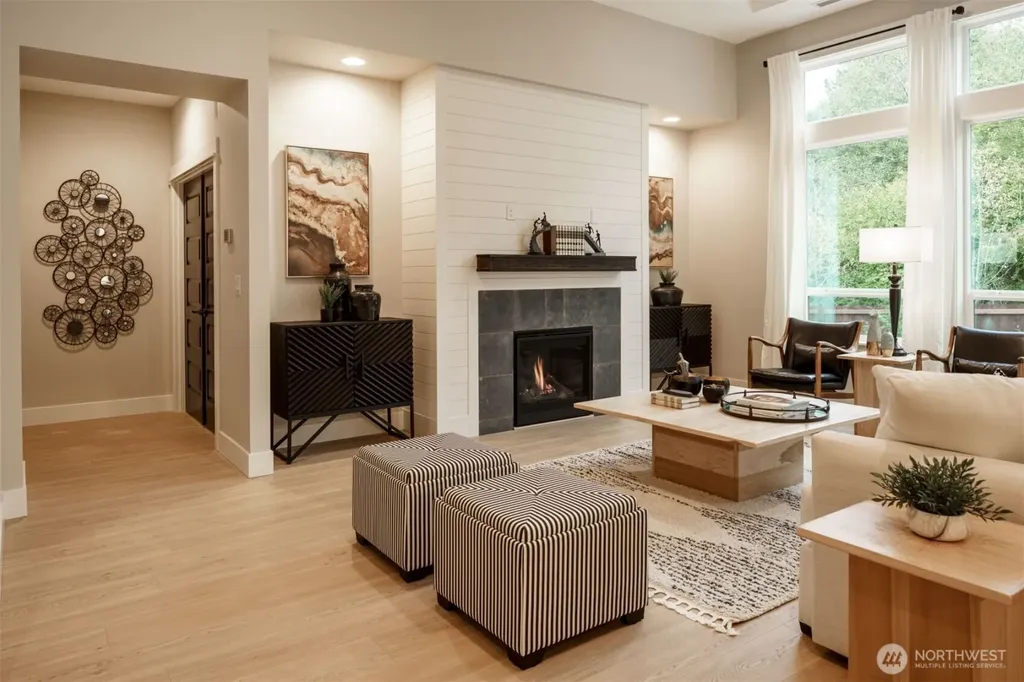 5682 Thornhill Avenue SW Port Orchard WA 98367