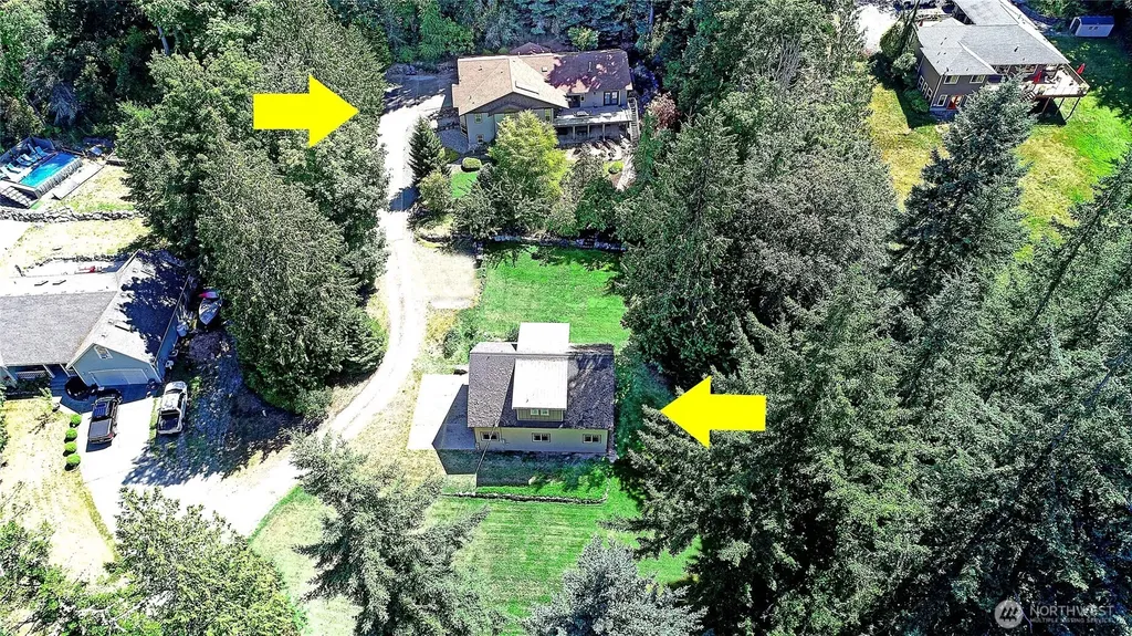 628 N Sunset Drive Camano Island WA 98282