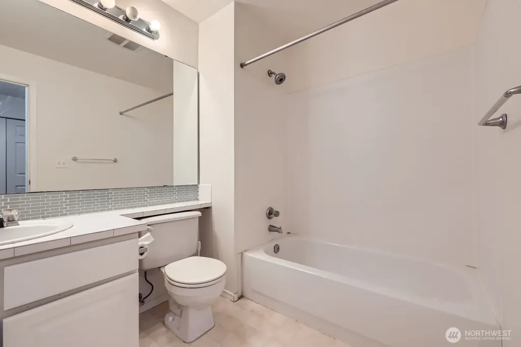 1131 115th Street SW Everett WA 98204