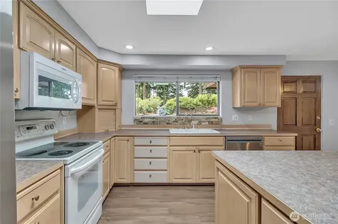 3409 99th Avenue E Edgewood WA 98371