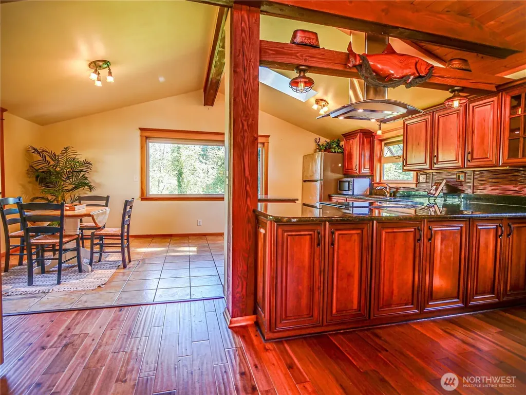 18612 51st Avenue SE Bothell WA 98012