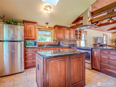 18612 51st Avenue SE Bothell WA 98012