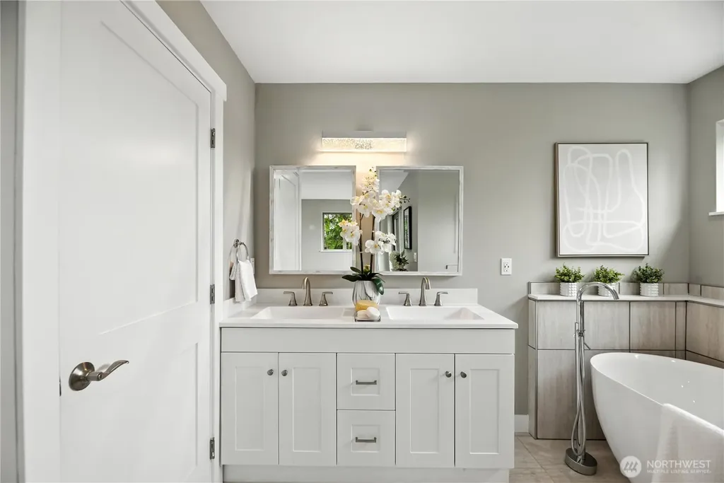 8221 S 121st Street Seattle WA 98178