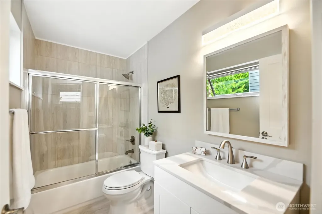 8221 S 121st Street Seattle WA 98178