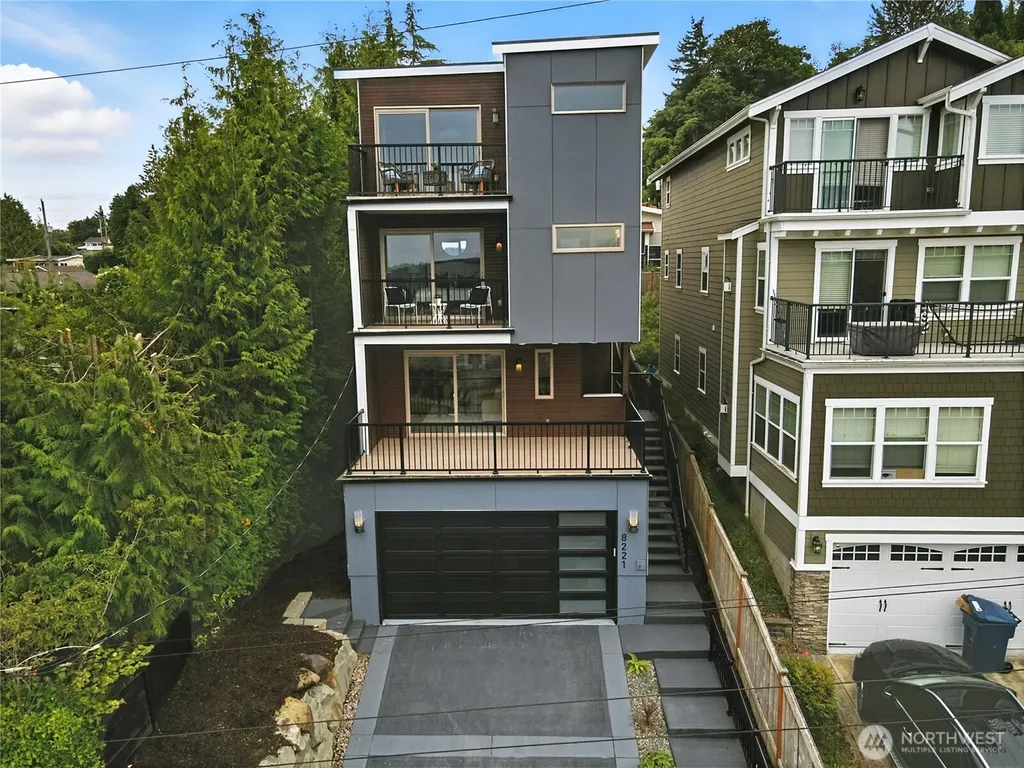 8221 S 121st Street Seattle WA 98178
