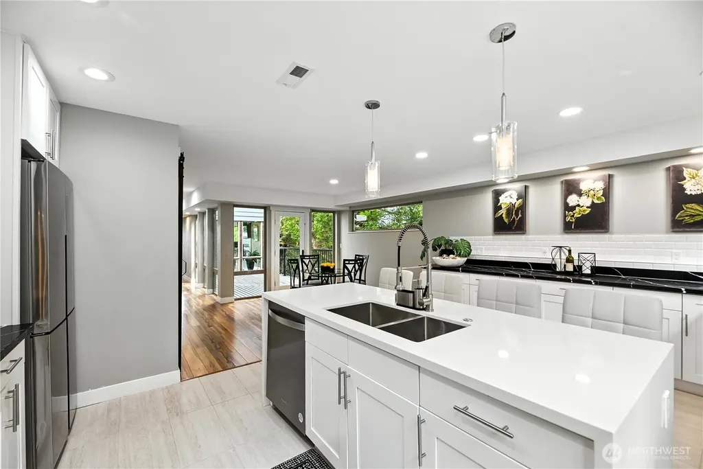 8221 S 121st Street Seattle WA 98178
