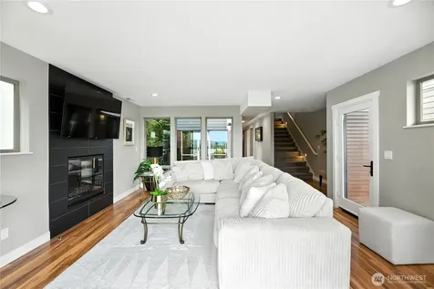 8221 S 121st Street Seattle WA 98178