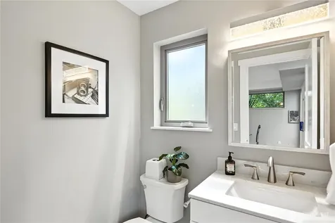 8221 S 121st Street Seattle WA 98178