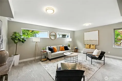 8221 S 121st Street Seattle WA 98178