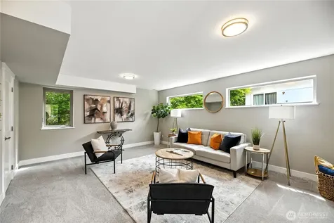 8221 S 121st Street Seattle WA 98178