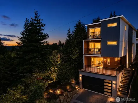 8221 S 121st Street Seattle WA 98178