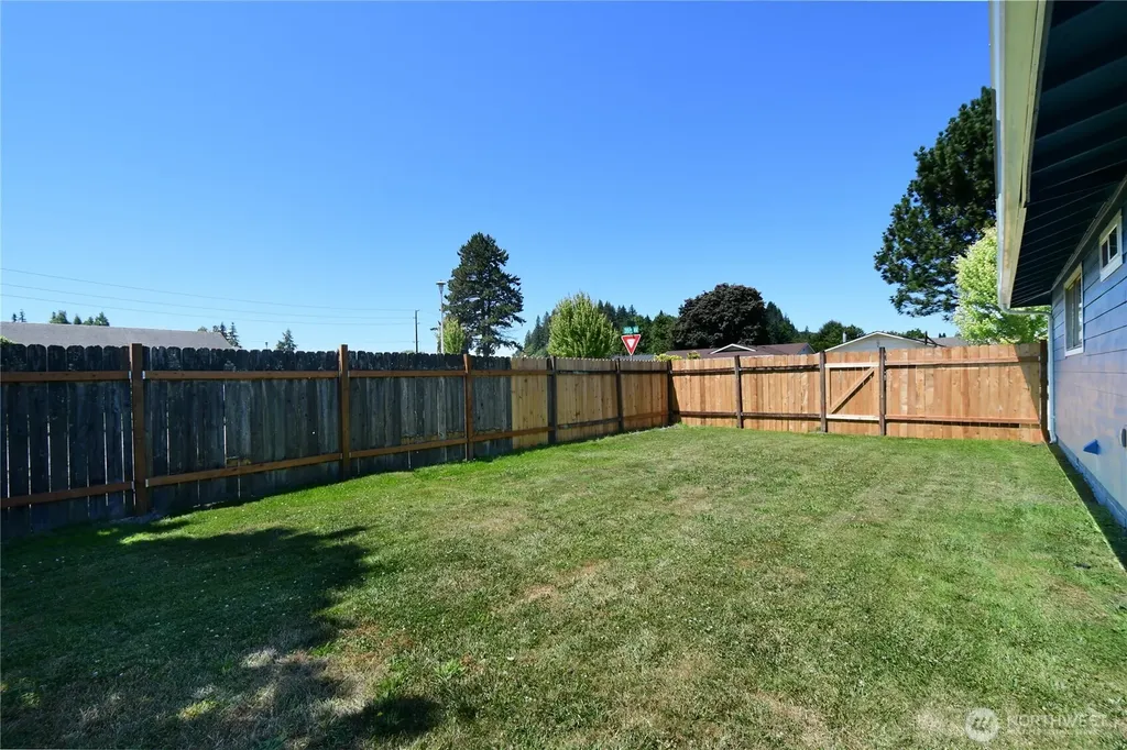2102 35th Avenue Longview WA 98632