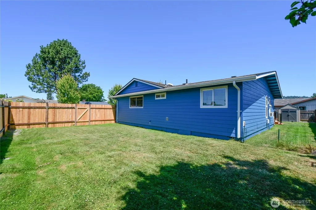 2102 35th Avenue Longview WA 98632