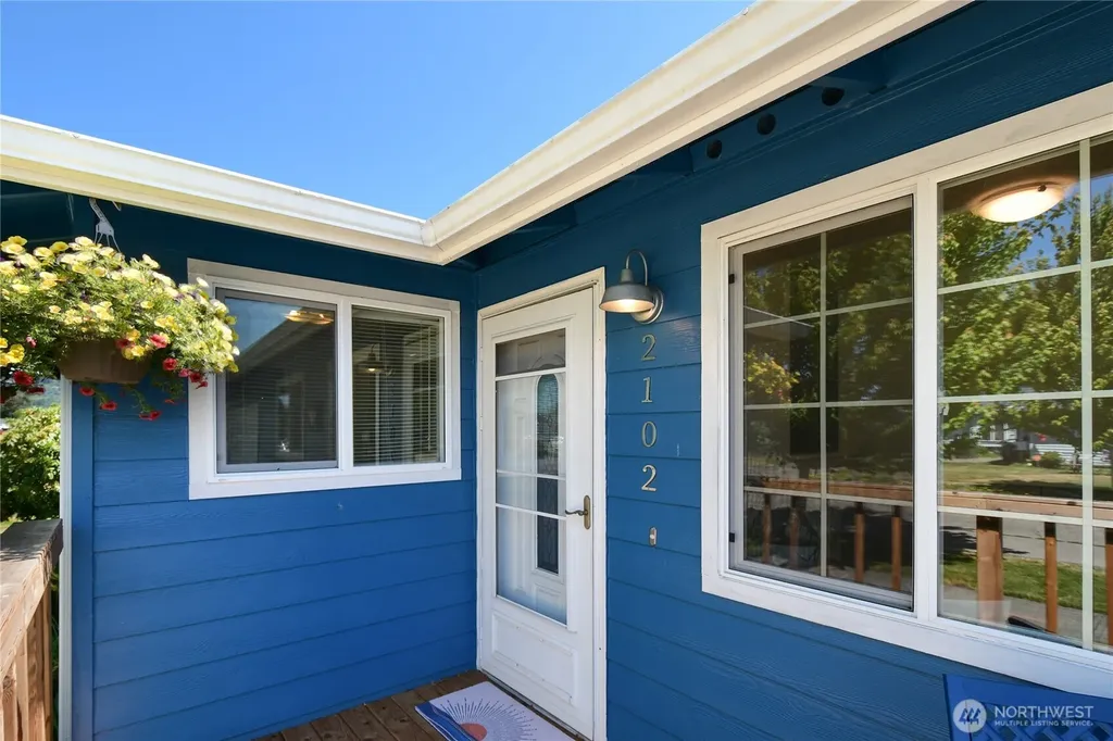 2102 35th Avenue Longview WA 98632