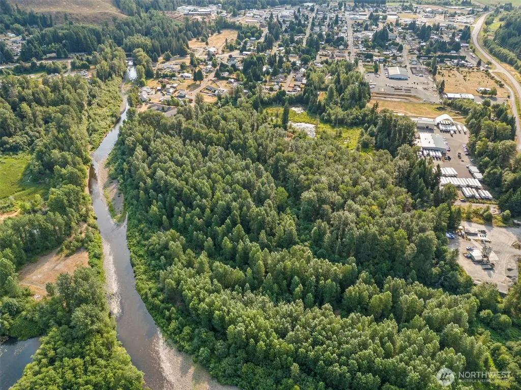 841 W Main Morton WA 98356