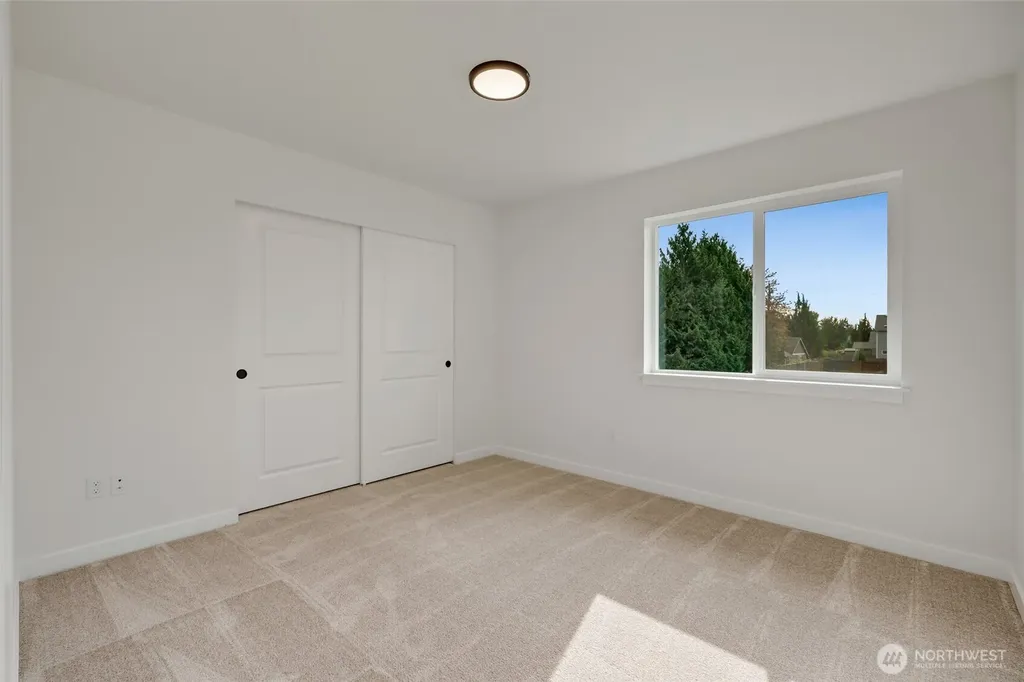 17851 26th Drive NE Marysville WA 98271
