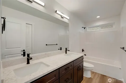 17851 26th Drive NE Marysville WA 98271