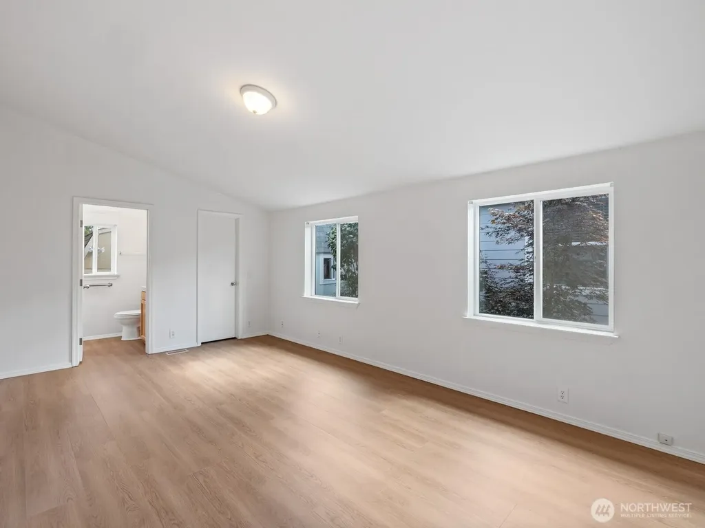 23825 15th Avenue SE Bothell WA 98021