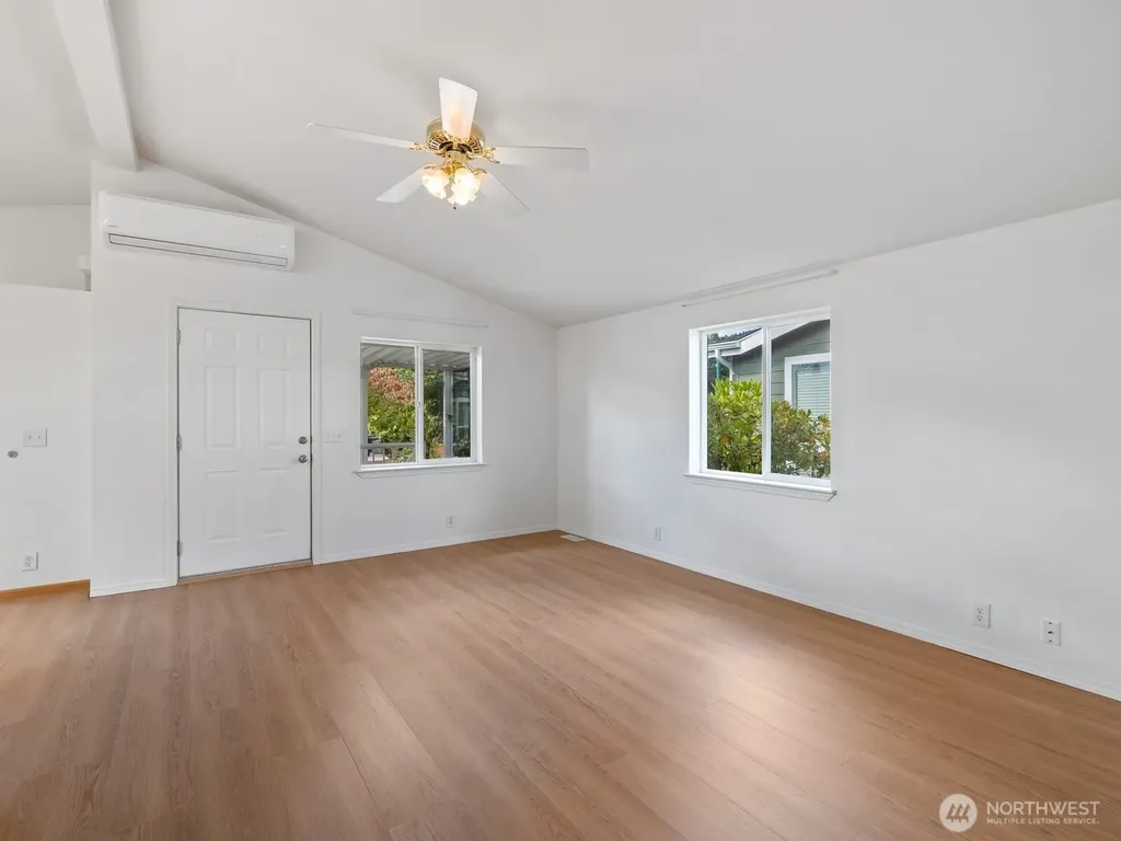 23825 15th Avenue SE Bothell WA 98021