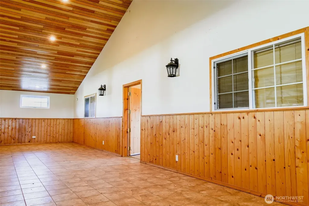 2034 Pine Creek Road Tonasket WA 98855