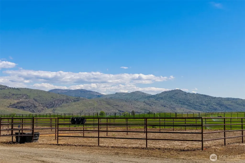 2034 Pine Creek Road Tonasket WA 98855