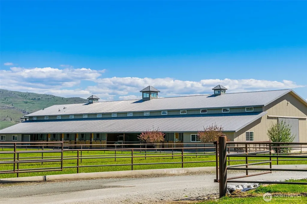2034 Pine Creek Road Tonasket WA 98855