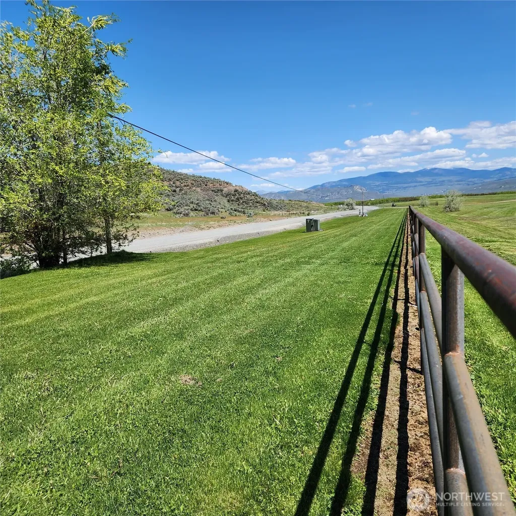 2034 Pine Creek Road Tonasket WA 98855