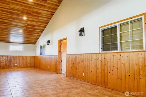 2034 Pine Creek Road Tonasket WA 98855