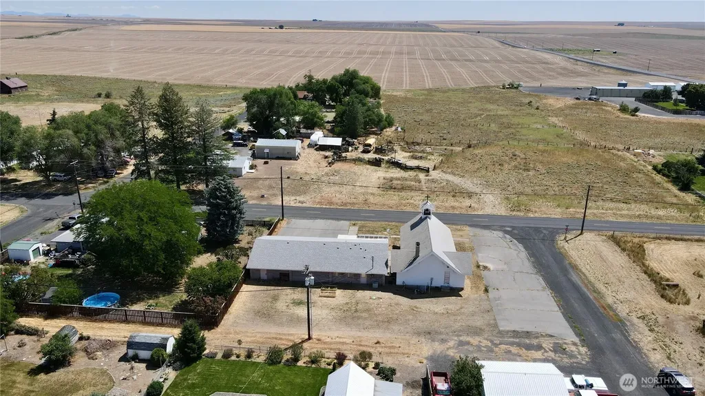 138 Range Street Hartline WA 99135