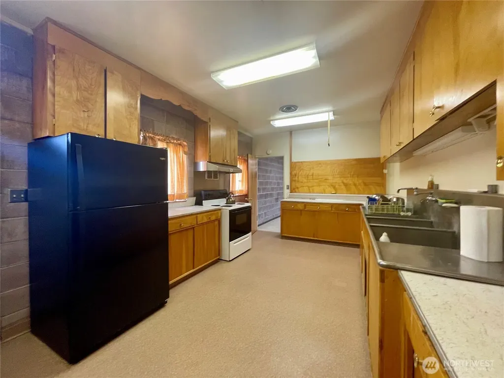138 Range Street Hartline WA 99135