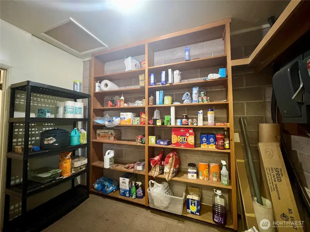 138 Range Street Hartline WA 99135