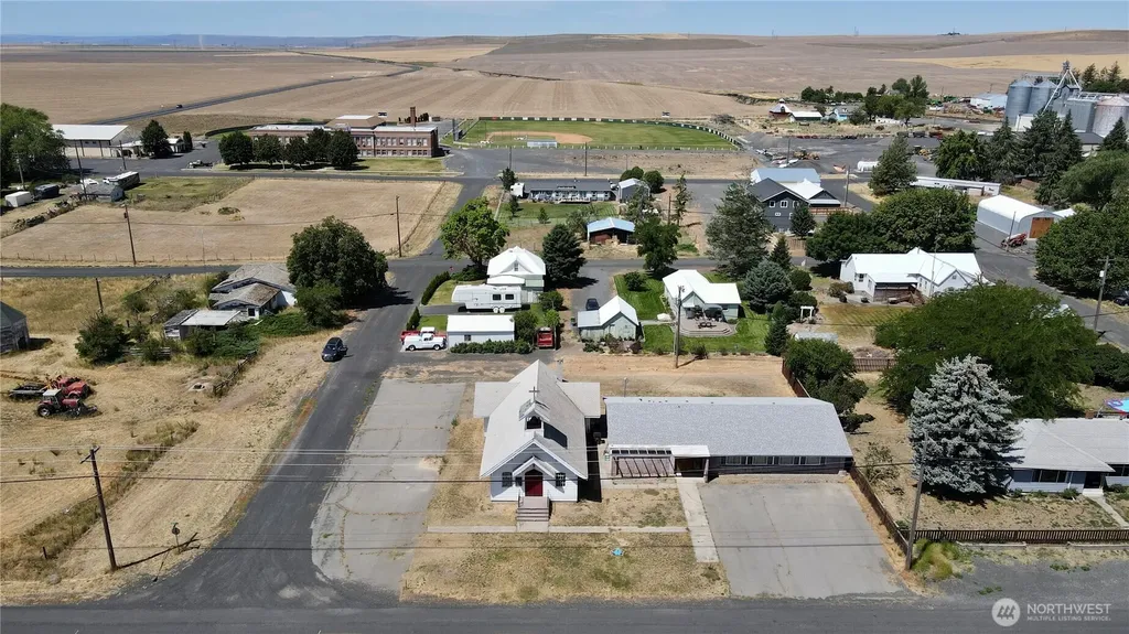 138 Range Street Hartline WA 99135