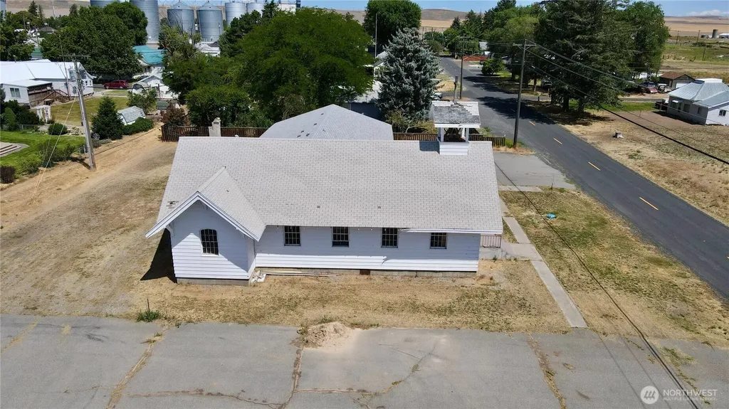 138 Range Street Hartline WA 99135