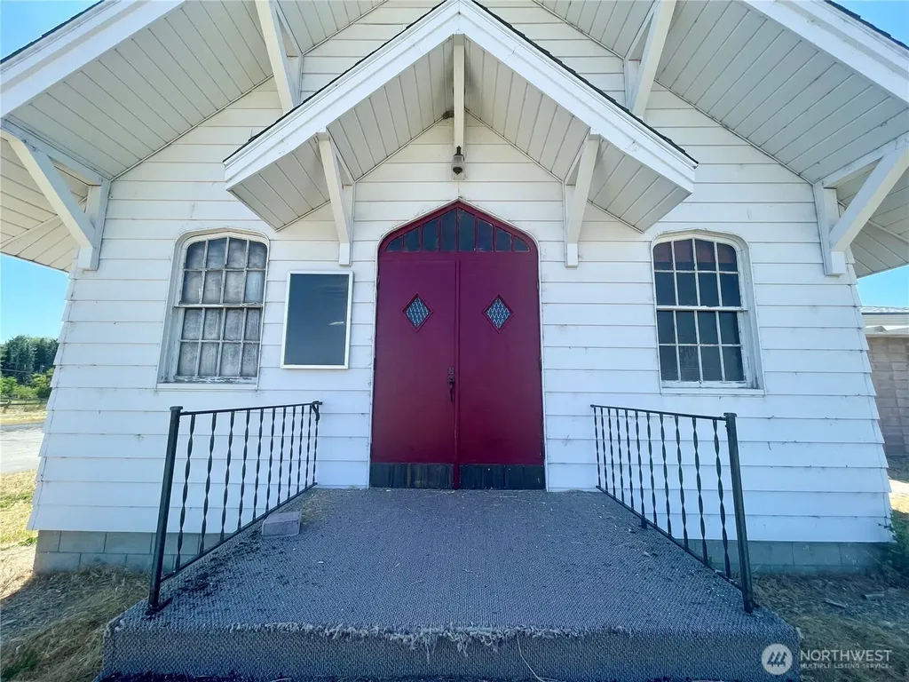 138 Range Street Hartline WA 99135