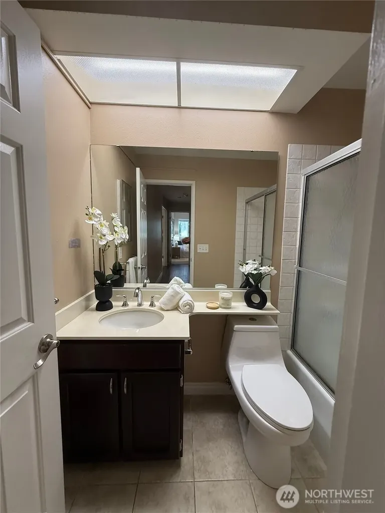 7600 SE 29th Street Mercer Island WA 98040