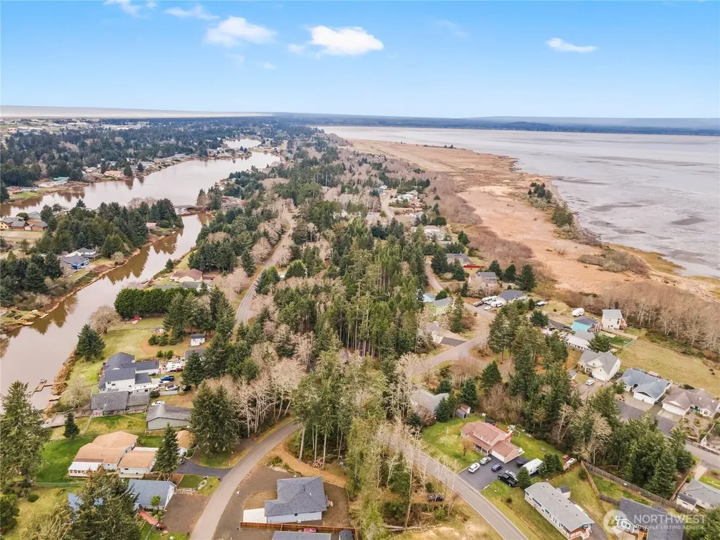 107 Duck Lake Drive SE Ocean Shores WA 98569