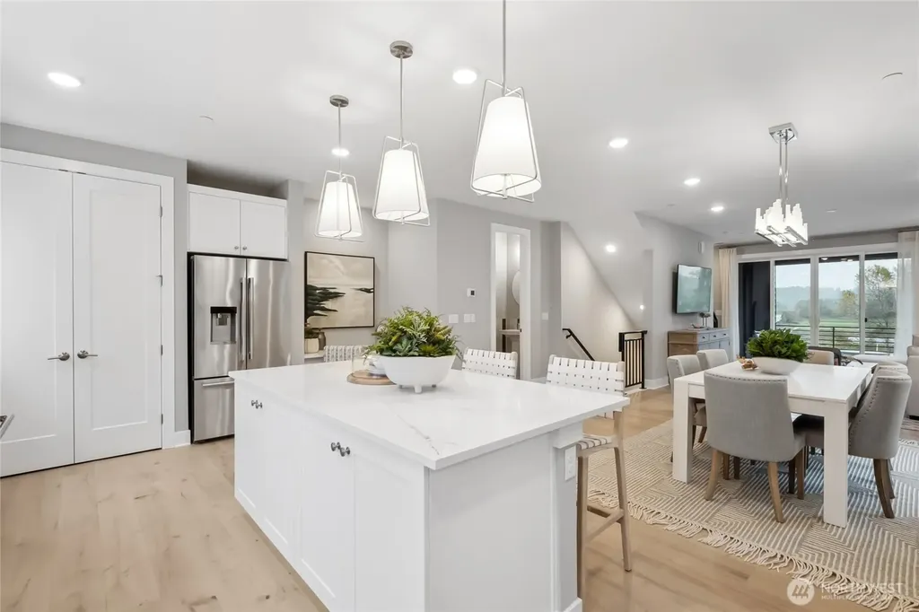 12207 137th Place NE Redmond WA 98052