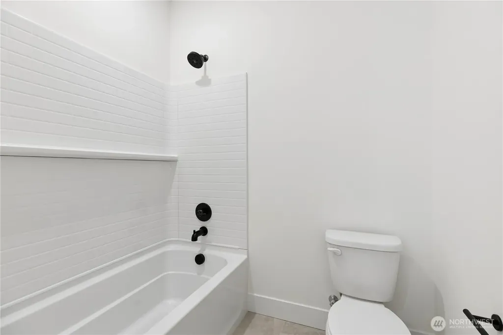 12207 137th Place NE Redmond WA 98052
